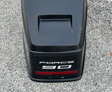 Lade das Bild in den Galerie-Viewer, 90 hp Force Marine 819364A7 TOP COWL ASSEMBLY two stroke outboard 1996 mercury
