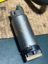 Load image into Gallery viewer, f 115 hp Yamaha 68V-14180-01-00 vst FUEL FLOAT CHAMBER ASSY with pump 2000-2011 Four Stroke