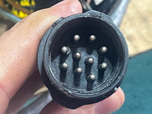 Cargar imagen en el visor de la galería, F 50 hp Yamaha 64J-82590-10-00 engine wire harness 2001 tlrz t & f motors 4 cylinder Four Stroke 2001-2003 earlier # 62Y-82590-10-00 1995-2001