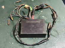 Cargar imagen en el visor de la galería, DT 25 30 hp Suzuki CDI control unit 32900-94d40 95d4 1987-97 two stroke 3 cylinder