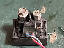 Cargar imagen en el visor de la galería, DF 30 25 hp Suzuki STARTER MOTOR RELAY 31800-94L00 four stroke 2015-2020