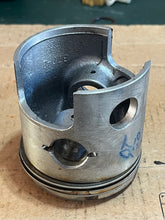 Load image into Gallery viewer, DT 225 200 150 hp Suzuki V6 PISTON 3-ring 84mm ranging 1987-2003