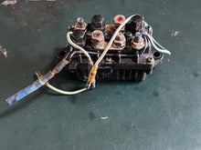 Load image into Gallery viewer, 40 50 60 hp Yamaha POWER TRIM RELAY 6H1-81950-00-00 6H1-81950-01-00 two stroke SOME 70 85 90 hp 1990s-2000s