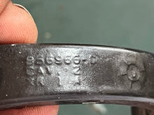 Cargar imagen en el visor de la galería, 115 90 75 175 200 225 250 hp Mercury 8569662 BRACKET starter TWO STROKE optimax