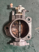 Load image into Gallery viewer, f 90 75 hp Yamaha THROTTLE BODY ASSY 6D8-13750-00 four stroke 2005-2017  JOINT LINK 6D8-41237-00-00, REMOTE CONTROL LINK JOINT 682-41237-00-00