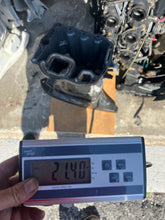 Load image into Gallery viewer, DF 140 115 100 90 hp Suzuki 11501-90J04-0EP OIL PAN 20” DRIVE SHAFT HOUSING 52111-90J12-0EP 2002-2014