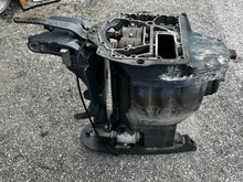 Load image into Gallery viewer, LOCAL PICK UP — f 150 hp Yamaha XCA 25”MIDSECTION UPPER CASING 6DA-45111-00-8D SWIVEL 64E-43311-20-8D EXHAUST 63P-41137-04-CA four stroke 2017 (NEEDS WATER PUMP TUBE)