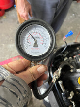 Cargar imagen en el visor de la galería, 30 Mercury Powerhead CYLINDER CRANKCASE four stroke 100psi cold