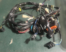 Cargar imagen en el visor de la galería, 25 30 hp Mercury EFI WIRING HARNESS 898101T52 Remote Control Models,  Tohatsu 3NW102050 four stroke 2010-up