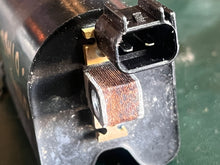 Cargar imagen en el visor de la galería, DF 115 140 hp Suzuki IGNITION COIL #1 33410-90J00 f6t546 33740-90J00 33710-90J00 Four Stroke 2013 2001-2021 some 90 100 hp