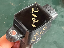 Load image into Gallery viewer, DF 150 175 200 hp Suzuki IGNITION COIL h6t11173 33410-96L00 four stroke 2017-2023