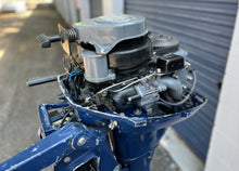 Cargar imagen en el visor de la galería, BF 7.5 hp Honda four stroke outboard BF75 short shaft tiller steer