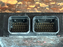 Cargar imagen en el visor de la galería, 150 hp Yamaha HPDI ECU control unit 68H-8591a-20-00 68H-20 two stroke 2003-4