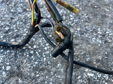 Cargar imagen en el visor de la galería, 200 225 250 hp Johnson Evinrude V6 engine harness 0586243 two stroke