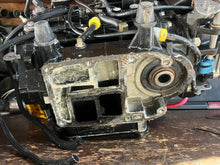 Cargar imagen en el visor de la galería, 40 50 60 hp Evinrude e-tec CYLINDER CRANKCASE ASSY 5007396 two stroke 2008-up Aa Ab Af Ag