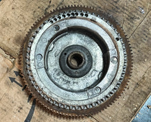Cargar imagen en el visor de la galería, 8 9.9 hp Johnson Evinrude 582430 FLYWHEEL electric start 0582430 two stroke 1978-1992