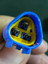 Load image into Gallery viewer, f 90 75 hp Yamaha TRIM TILT SWITCH 63D-82563-10-00 four stroke 2006