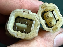 Cargar imagen en el visor de la galería, BF 50 40 hp Honda 32520-ZV5-821 REMOTE CONTROL CABLE harness GREY CONNECTOR NLA BAYS BAZS outboard four stroke 1997+