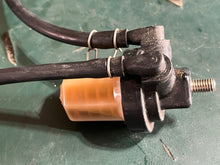 Lade das Bild in den Galerie-Viewer, 75 hp Yamaha FUEL PUMP 692-24410-00-00 (25-90hp compatible) FILTER 61N-24560-00-00