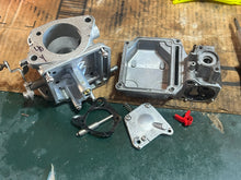 Lade das Bild in den Galerie-Viewer, sold aug2025———PARTS - 40 hp Yamaha 63D-14302-00-00 63D-00 CARBURETOR 2 middle 1995-2003 two stroke