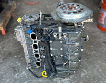 Cargar imagen en el visor de la galería, vf 90 hp Yamaha CYLINDER BLOCK ASSY 6FP-W009B-00-9S 6FP-15109-01-9S four stroke 2016-2022 cold compression 220 on all cylinders