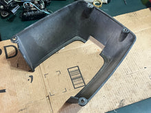 Lade das Bild in den Galerie-Viewer, 90 120 hp Force 819955 TRIM COVER cowl apron midsection 1995-97 TWO STROKE