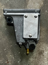 Load image into Gallery viewer, DF 60 70 HP Suzuki Vapor Separator Tank VST FLOAT CHAMBER 15600-99E00 four stroke 1998-2009