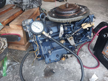 Cargar imagen en el visor de la galería, 70 hp Tohatsu Nissan POWERHEAD CYLINDER & CRANK CASE ASSEMBLY 360011001 two stroke two cylinder 1986-2002