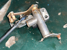 Cargar imagen en el visor de la galería, DF 115 hp Suzuki CLUTCH LEVER 21110-92J00 CLUTCH HOLDER LEVER 21151-92J00, CLUTCH SHAFT ARM 21230-92J00 NEUTRAL SWITCH 37721-93J00 four stroke 2013-2020