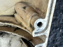 Load image into Gallery viewer, DF 150 hp Suzuki  SIDE COVER SET WHITE 62821-96J0-Y5S 61811-96J0-Y5S 2015-2018