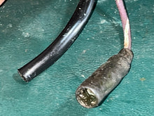 Load image into Gallery viewer, PARTS ONLY 25 35 hp Johnson Evinrude 0586044 MOTOR CABLE electrical harness 1997-2003 3 cylinder two stroke