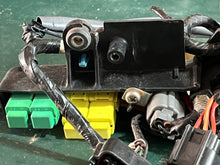 Load image into Gallery viewer, f 115 hp Yamaha BRACKET 68V-81948-00-00, POWER TRIM RELAY 68V-8195B-01-00 2004-2011, RELAY 68V-8194A-00-00, WIRE HARNESS ASSY 68V-82590-20-00 2002-2003