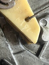 Cargar imagen en el visor de la galería, 30 25 hp Yamaha RECOIL STARTER pull 689-15710-03-00 two stroke 1984-1993