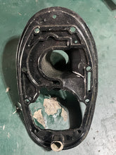 Cargar imagen en el visor de la galería, 40 hp Mercury Mariner EXHAUST PLATE bottom cowl 39449a1 79613 72014A2 42818A1 79614A1 Two Stroke