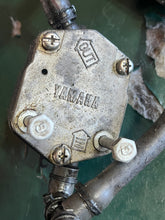 Cargar imagen en el visor de la galería, 150 hp Yamaha FUEL PUMPS 6E5-24410-03-00 two stroke 1994-2004 some compatibility 115 130 175 200 225 250 300 hp