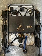 Lade das Bild in den Galerie-Viewer, 150 175 200 hp Yamaha 62H-85540-00-00 CDI CU2682 with BRACKET & COILS 1994-95 two stroke 150 175 superseded # 62H-85540-00-00