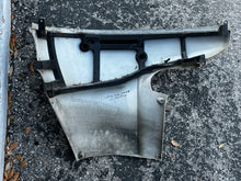 Lade das Bild in den Galerie-Viewer, BF 150 135 115 hp Honda 63716-zy6-010za lower side cover PORT Bottom Cowl