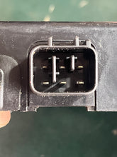 Cargar imagen en el visor de la galería, 150 hp Yamaha CDI CONTROL UNIT 6G6-85540-00-00 two stroke 1996-1999 cu2684