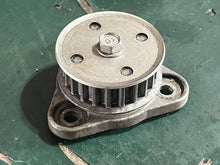 Cargar imagen en el visor de la galería, 150 200 hp Yamaha HPDI Flywheel Coupling 68F-11579-00-00 Drive Gear 68F-11536-00-94 two stroke