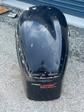 Load image into Gallery viewer, 225 hp Yamaha TOP COWLING 60Y-42610-00-NA two stroke HPDI vmax