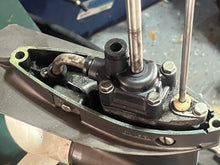 Cargar imagen en el visor de la galería, NSF 6 5 4 hp Nissan Tohatsu MFS GEAR CASE ASSY with prop 369S60000-2 four stroke 2002-2005