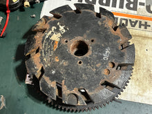 Cargar imagen en el visor de la galería, Mercury 271-817832c FLYWHEEL magneto two stroke v6