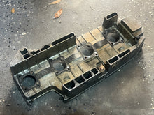 Cargar imagen en el visor de la galería, 140 120 115 hp Tohatsu Nissan 3C7024112 AIR SILENCER airbox intake 2001-2005 Two stroke