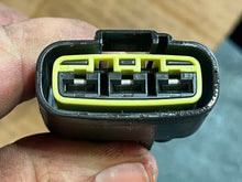 Load image into Gallery viewer, f 150 hp Yamaha STATOR 63P-81410-00-00 four stroke 2004-2024