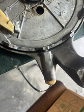 Cargar imagen en el visor de la galería, 30 25 hp Yamaha RECOIL STARTER pull 689-15710-03-00 two stroke 1984-1993