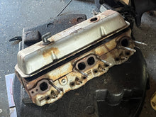 Cargar imagen en el visor de la galería, sold ebay aug2025——5.0 5.7 Liter OMC 1989 cylinder head #2 3853852 985431 Valve Cover 0986748 volvo