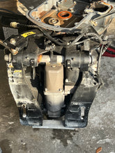 Cargar imagen en el visor de la galería, DF 115 140 hp Suzuki DRIVE SHAFT HOUSING 52111-90J02-0EP SWIVEL BRACKET Long 20” 43111-90j40-0EP, Steering Bracket Long 20” 43750-90J61-0EP Engine Holder 51110-90810-0EP POWER TRIM MOTOR 38100-92J11 MANIFOLD ASSY 48400-90J02 four stroke 2013 2001-2014