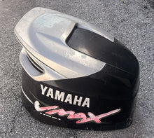 Load image into Gallery viewer, damaged 200 225 hp Yamaha HPDI TOP COWLING 6P5-42610-00-NA two stroke 2005-2006 motor cover, engine cover, hood for 3.1 liter outboards