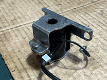 Cargar imagen en el visor de la galería, 40 50 hp Nissan Tohatsu 361760500M Choke Solenoid two stroke 9.9 15 25 30 60 70 hp 1996-2005