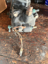 Lade das Bild in den Galerie-Viewer, 200 225 250 hp Mercury AIR COMPRESSOR Optimax 3.0 liter Two Stroke 828123A9 two stroke superseded 8M0063279 828123A23 828123A14 828123A 828123T15 828123T13 828123A30